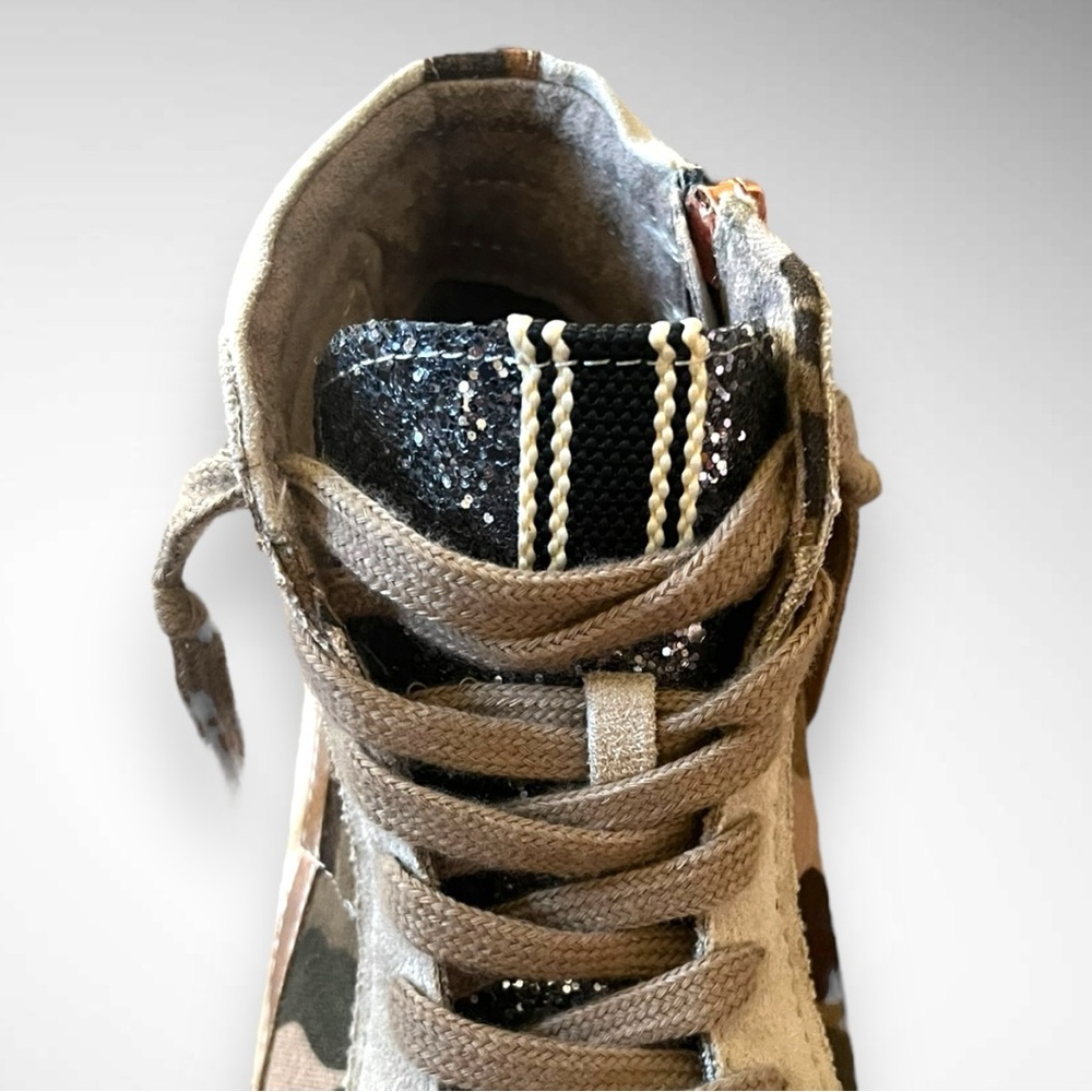 SHU SHOP Roxanne High Top Camo Sneakers Size 7 | EUC - Picture 8 of 11